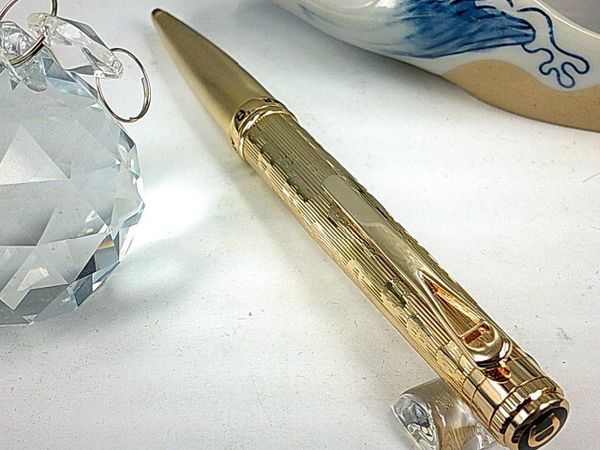 бесплатная доставка ! ! aigner подарка металла ручка золотой зажим golden rocket ноги шариковой ручки - нет коробки, Blue;orange
бесплатная доставка ! ! aigner подарка металла ручка золотой зажим golden rocket ноги шариковой ручки - нет коробки, Blue;orange