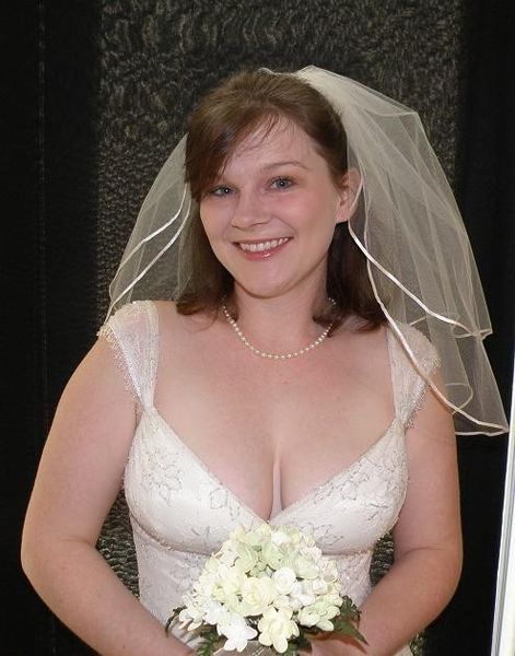 new saling in stock simple satin edge 2t with comb lvory white shoulder wedding veil bridal veils, Black
new saling in stock simple satin edge 2t with comb lvory white shoulder wedding veil bridal veils, Black