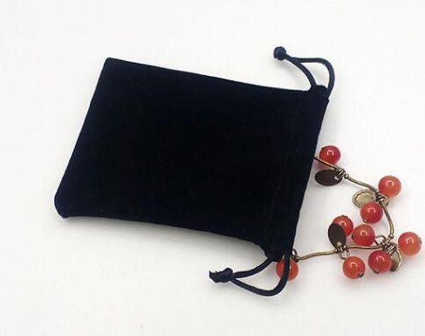 7*9cm velvet jewelry pouch gift bags present packaging fit for necklace bracelet earring mobile power cloth bag, Pink;blue 
7*9cm velvet jewelry pouch gift bags present packaging fit for necklace bracelet earring mobile power cloth bag, Pink;blue