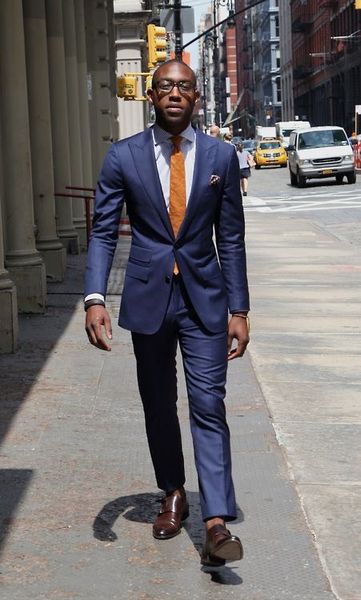 classic design two button blue groom tuxedos groomsmen man suit wedding men's blazer suits (jacket+pants+tie) no:608, Black;gray
classic design two button blue groom tuxedos groomsmen man suit wedding men's blazer suits (jacket+pants+tie) no:608, Black;gray