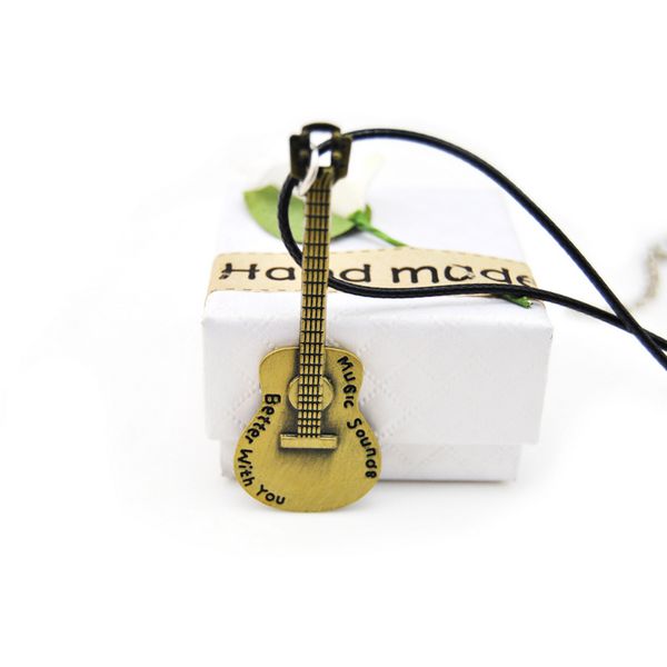original new fashion unique guitar alloy necklaces purse bag buckle handbag pendant for car necklace women necklaces gift, Silver
original new fashion unique guitar alloy necklaces purse bag buckle handbag pendant for car necklace women necklaces gift, Silver