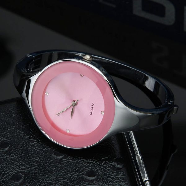 Fashion Brand women's girl silver Steel Metal Band quartz bracelet wrist watch C06
Fashion Brand women's girl silver Steel Metal Band quartz bracelet wrist watch C06