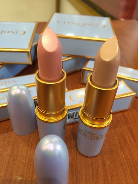 Limited edition cinderella lip tick nude lip tick 2 color waterproof lip matte lip tick baby beauty batom
Limited edition cinderella lip tick nude lip tick 2 color waterproof lip matte lip tick baby beauty batom