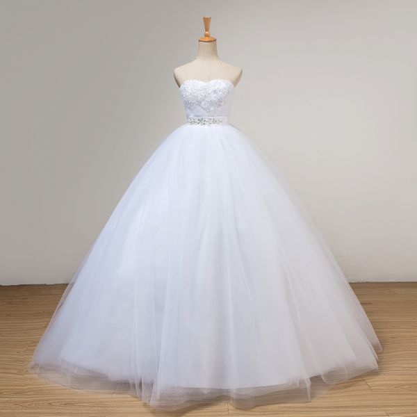 beaded soft tulle ball gown wedding dress with lace appliques 2018 floor length wedding gowns lace up, White
beaded soft tulle ball gown wedding dress with lace appliques 2018 floor length wedding gowns lace up, White