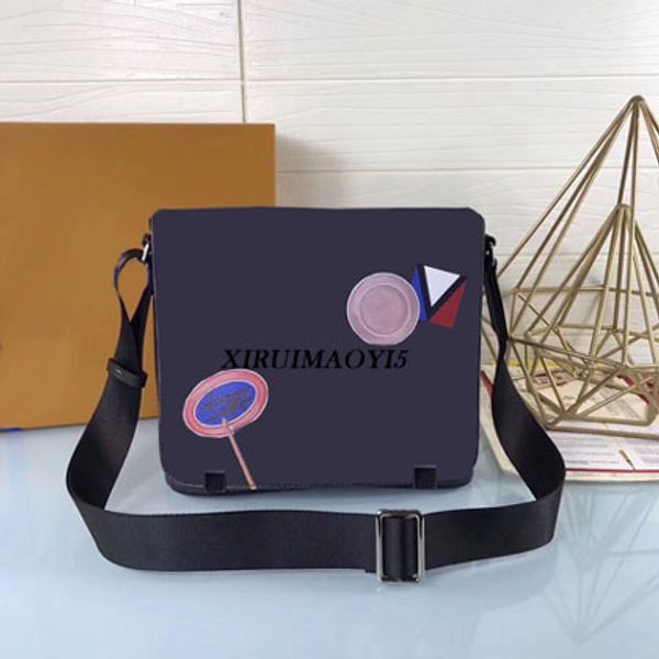 2017 Новые подлинные кожаные сумки Crossbody Messenger Bag Кожаные сумки для офиса для мужчин
2017 Новые подлинные кожаные сумки Crossbody Messenger Bag Кожаные сумки для офиса для мужчин