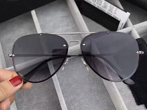 new brand designer fashion men and women sunglasses uv protection sport vintage sun glasses retro eyewear with box and cases, White;black
new brand designer fashion men and women sunglasses uv protection sport vintage sun glasses retro eyewear with box and cases, White;black