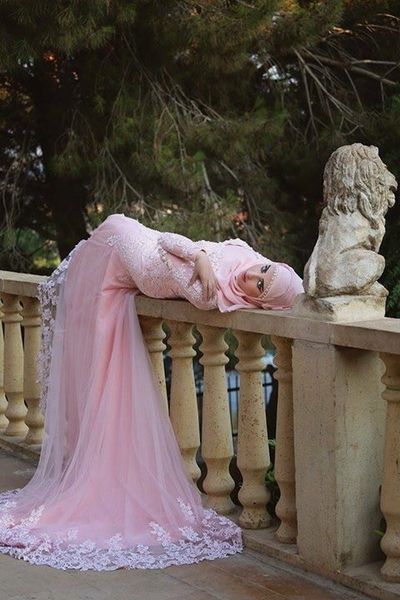 long sleeve arabic dubai blush wedding dresses with hijab lace applique muslim islamic pink wedding gowns modest bridal dress vestidos, White
long sleeve arabic dubai blush wedding dresses with hijab lace applique muslim islamic pink wedding gowns modest bridal dress vestidos, White