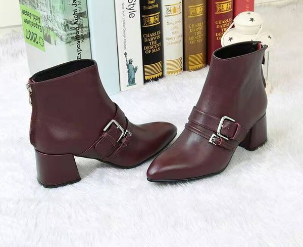 U632 40 2 color genuine leather pointy belt med heel boot black marnoon p vogue fa hion choice
U632 40 2 color genuine leather pointy belt med heel boot black marnoon p vogue fa hion choice