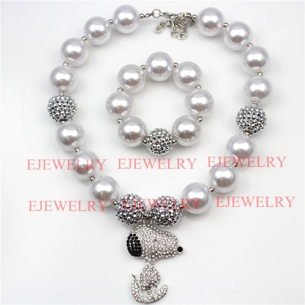fashion jewelry cartoon character dog pendant white pearl beads silver rhinestone beads chunky girl bubblegum kids necklace&bracelet set
fashion jewelry cartoon character dog pendant white pearl beads silver rhinestone beads chunky girl bubblegum kids necklace&bracelet set