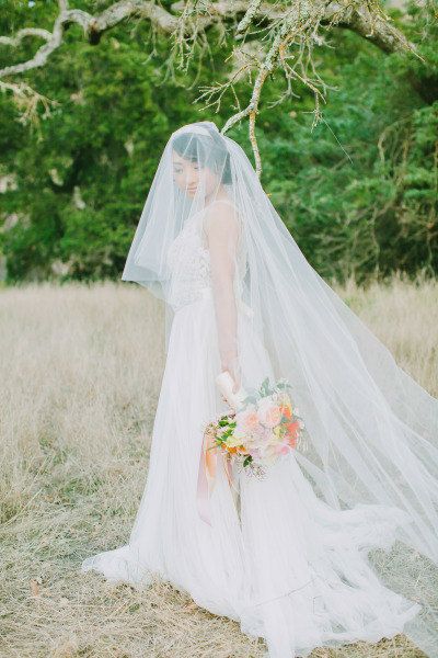 new elegant amazing sale for wedding dresses fashion designer white ivory chapel cut edge veil mantilla veil bridal head pieces, Black
new elegant amazing sale for wedding dresses fashion designer white ivory chapel cut edge veil mantilla veil bridal head pieces, Black