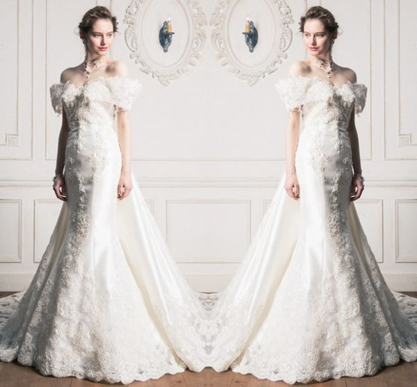 vintage off shoulder wedding dresses 2017 lace applique mermaid bridal gowns sweep train garden wedding dresses custom made, White
vintage off shoulder wedding dresses 2017 lace applique mermaid bridal gowns sweep train garden wedding dresses custom made, White