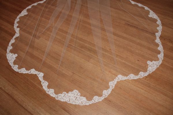 new luxury designer sale romantic chapel white ivory lace applique veil mantilla veil bridal head pieces, Black
new luxury designer sale romantic chapel white ivory lace applique veil mantilla veil bridal head pieces, Black