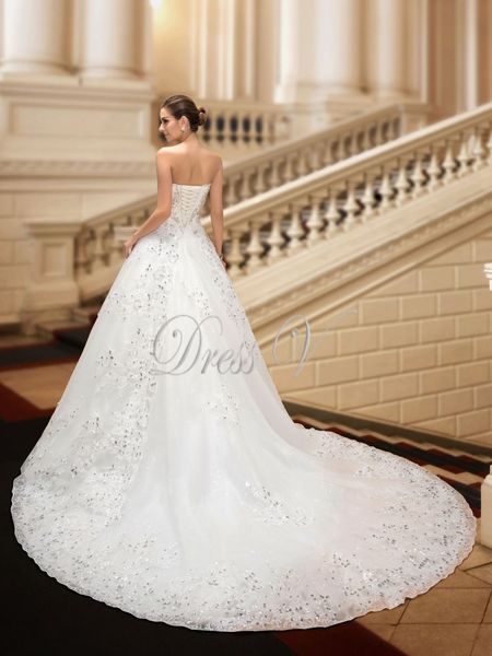 Luxurious Wedding Dresses 2019 Sweetheart Crystal Sequined Appliques Chapel Train Full Delicated Beads Bridal Gowns Vestidos free shipping
Luxurious Wedding Dresses 2019 Sweetheart Crystal Sequined Appliques Chapel Train Full Delicated Beads Bridal Gowns Vestidos free shipping