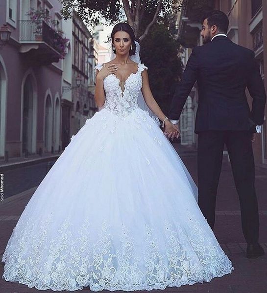 said mhamad ball gown wedding dresses cap sleeves lace appliques deep v neck lace wedding dress floor length custom made bridal dress, White
said mhamad ball gown wedding dresses cap sleeves lace appliques deep v neck lace wedding dress floor length custom made bridal dress, White