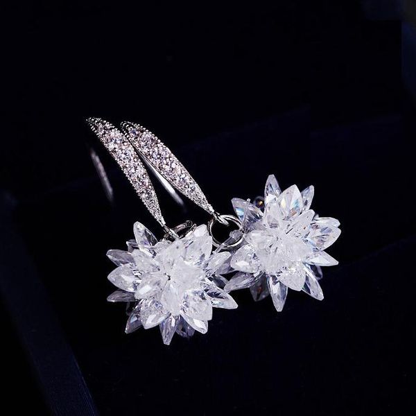 2016 new creative handmade 3d zircon snow ball ice flower pendant earrings dangle korean style wholesale, Silver
2016 new creative handmade 3d zircon snow ball ice flower pendant earrings dangle korean style wholesale, Silver