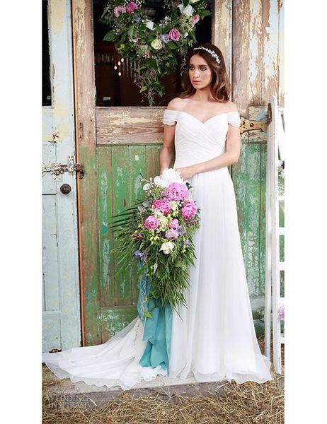 elegant style chiffon beach wedding dress off shoulder short sleeve pleated chiffon bridal gown vestido de noiva custom size, White
elegant style chiffon beach wedding dress off shoulder short sleeve pleated chiffon bridal gown vestido de noiva custom size, White