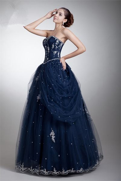 2017 embroidery lace a-line quinceanera dresses with appliques sequined tulle plus size sweet 16 dress vestido debutante gowns bq56, Blue;red
2017 embroidery lace a-line quinceanera dresses with appliques sequined tulle plus size sweet 16 dress vestido debutante gowns bq56, Blue;red