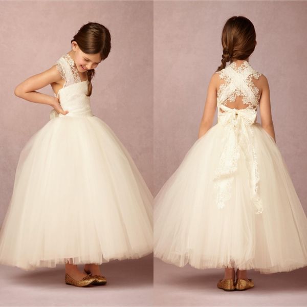 2017 criss cross back lace applique flower girl dresses ball gown princess lovely lace ivory tulle first communion dress tulle, White;blue
2017 criss cross back lace applique flower girl dresses ball gown princess lovely lace ivory tulle first communion dress tulle, White;blue