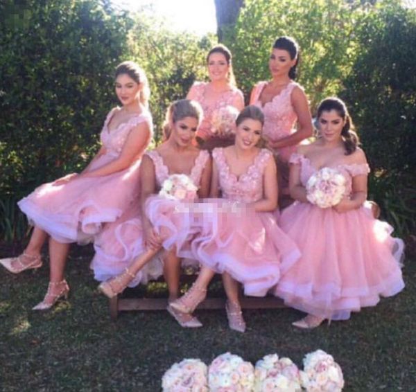blush pink lace bridesmaid dresses short beach party 2021 knee length 3d floral v-neck tiered skirt maid of honor wedding guest evening gown, White;pink
blush pink lace bridesmaid dresses short beach party 2021 knee length 3d floral v-neck tiered skirt maid of honor wedding guest evening gown, White;pink