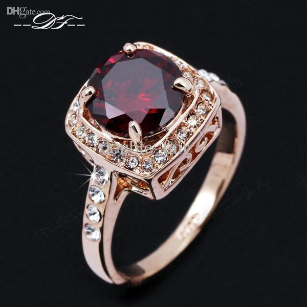Красный горный хрусталь проложили CZ Алмаз старинные обручальное кольцо 18k позоло
Красный горный хрусталь проложили CZ Алмаз старинные обручальное кольцо 18k позоло