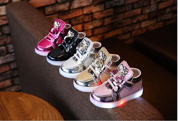 Ténis yanliw123
Ténis yanliw123