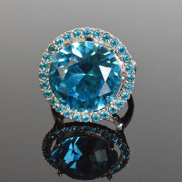 wholesale- colorful cz diamond napkin ring for table kitchen serviette holder wedding banquet dinner christmas decor favor
wholesale- colorful cz diamond napkin ring for table kitchen serviette holder wedding banquet dinner christmas decor favor