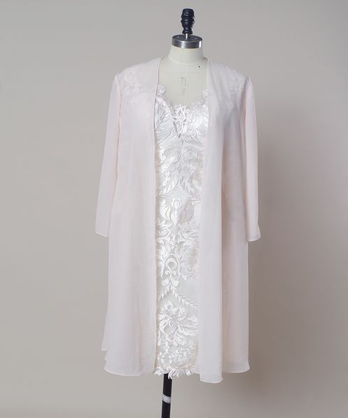 Modern Mother Dresses Pink Color Knee Length Mother of the Bride Dresses With Jacket 3/4 Sleeves Wedding Guest Gowns
Modern Mother Dresses Pink Color Knee Length Mother of the Bride Dresses With Jacket 3/4 Sleeves Wedding Guest Gowns