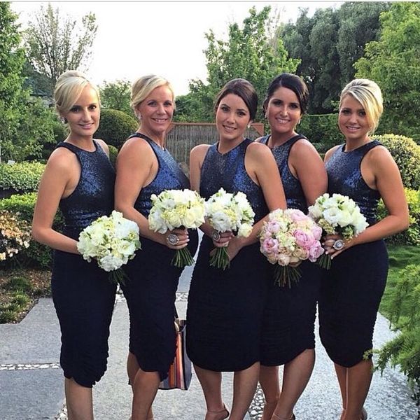 2017 new sleeveless dark navy sequined short bridesmaid dresses knee length sparkly sheath ruffles maid of honor gowns short party gown, White;pink
2017 new sleeveless dark navy sequined short bridesmaid dresses knee length sparkly sheath ruffles maid of honor gowns short party gown, White;pink