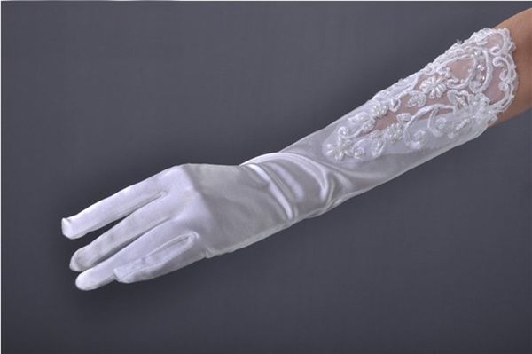 2017 новое прибытие свадебные перчатки с кружевом аппликация мода finger белый / ivory свадебные перчатки элегантные stock свадебные аксессу, White
2017 новое прибытие свадебные перчатки с кружевом аппликация мода finger белый / ivory свадебные перчатки элегантные stock свадебные аксессу, White