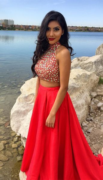 Two Pieces Prom Dresses Real Halter Sexy Sleeveless Split Crystal Beaded Handmade Long Formal Evening Party Dress
Two Pieces Prom Dresses Real Halter Sexy Sleeveless Split Crystal Beaded Handmade Long Formal Evening Party Dress