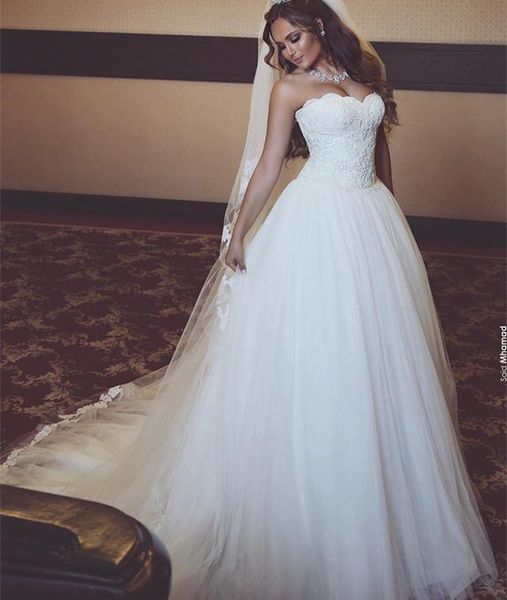 gorgeous strapless soft tulle a-line wedding dresses 2017 new custom made long lace sweetheart sleeveless sweep train wedding bridal gowns, White
gorgeous strapless soft tulle a-line wedding dresses 2017 new custom made long lace sweetheart sleeveless sweep train wedding bridal gowns, White