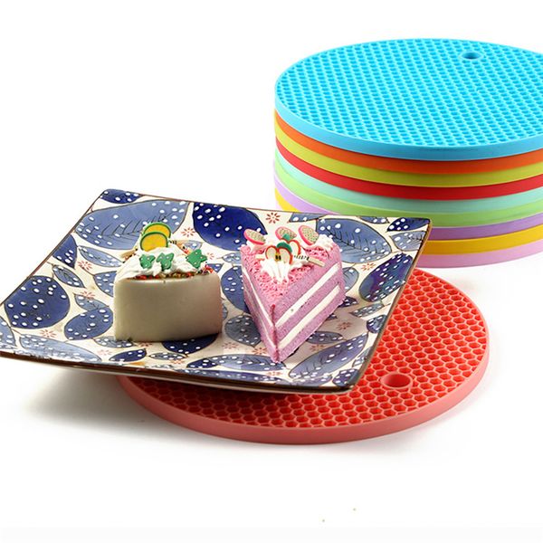 wholesale- ttlife 1pc colorful round non-slip heat resistant mat cushion placemat pot holder table silicone mat kitchen accessories
wholesale- ttlife 1pc colorful round non-slip heat resistant mat cushion placemat pot holder table silicone mat kitchen accessories