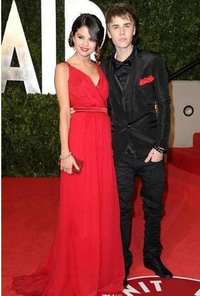 селена гомес v-образным вырезом a-line ремень для спагетти шифон оскар red carpet платья для выпускного вечера знаменитостей 2017 вечернее п, Black
селена гомес v-образным вырезом a-line ремень для спагетти шифон оскар red carpet платья для выпускного вечера знаменитостей 2017 вечернее п, Black