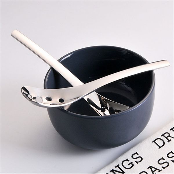2018 creative spoon small spoon glossy polish stainless steel 304 slotted seasoning spoon flatware good quality
2018 creative spoon small spoon glossy polish stainless steel 304 slotted seasoning spoon flatware good quality
