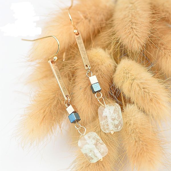 european and american popular fashion dangle earrings natural stone pendant minimalist female earrings factory price ing
european and american popular fashion dangle earrings natural stone pendant minimalist female earrings factory price ing