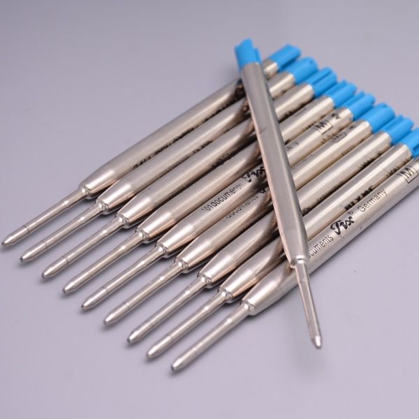 Free Shipping - Luxury High Quality (10 pieces/lot ) MB 0.7mm Blue Ink Ballpoint Pen Refill For Writing
Free Shipping - Luxury High Quality (10 pieces/lot ) MB 0.7mm Blue Ink Ballpoint Pen Refill For Writing