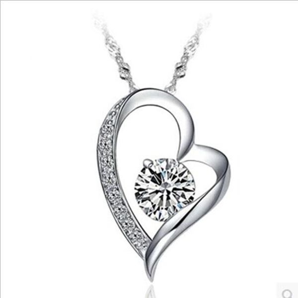 luxury diamond crystal love heart pendant necklace women clavicle chain necklace 925 silver plated jewelry wedding lovers gifts wholesale
luxury diamond crystal love heart pendant necklace women clavicle chain necklace 925 silver plated jewelry wedding lovers gifts wholesale