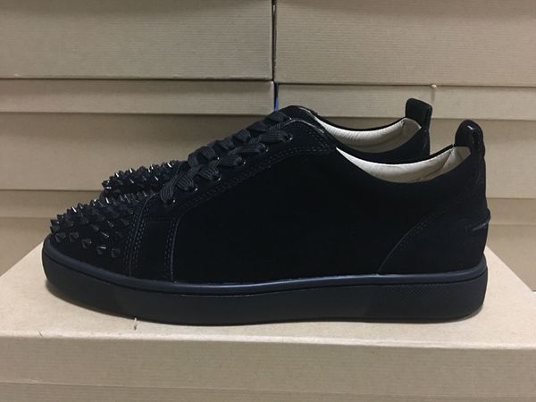 with box" low cut black suede spiked toe casual flats red bottom shoes for men women luxury party designer sneakers famous brand
with box" low cut black suede spiked toe casual flats red bottom shoes for men women luxury party designer sneakers famous brand