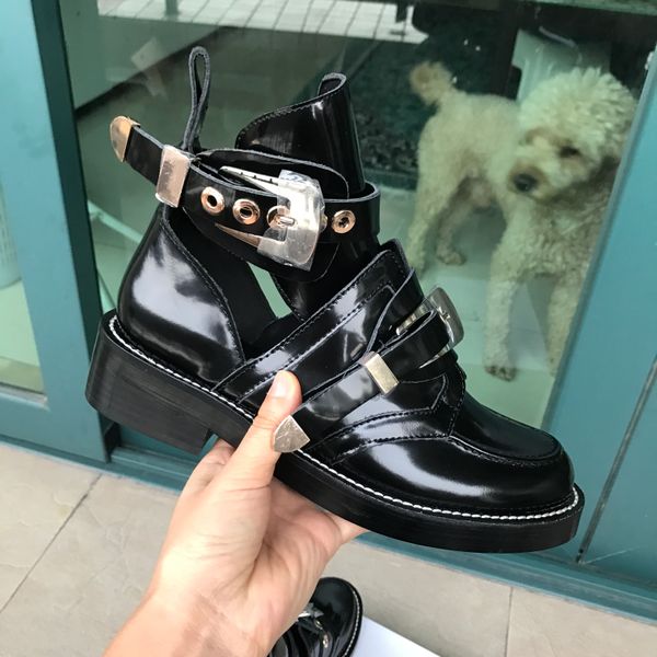 2019 boots women casual metal buckle ankle women martin boots casual patent leather western boots british style, Black
2019 boots women casual metal buckle ankle women martin boots casual patent leather western boots british style, Black