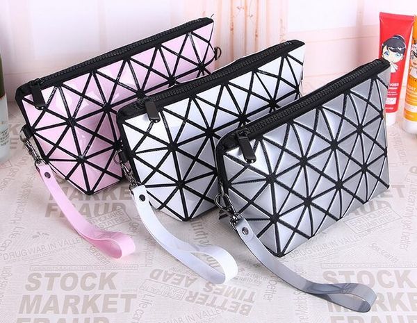 geometric zipper cosmetic bag women laser flash diamond leather makeup bag ladies cosmetics organizer
geometric zipper cosmetic bag women laser flash diamond leather makeup bag ladies cosmetics organizer