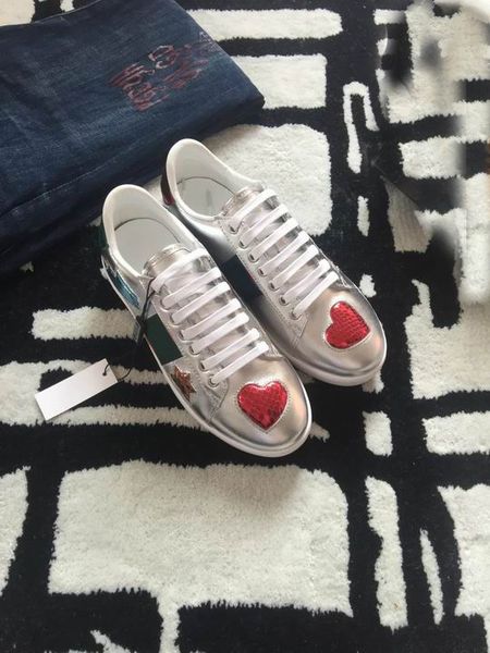 2017 new designer luxury silver white leather love heart flower embroidered flat low help shoes lovers sneakers for mens womens 35-45, Black
2017 new designer luxury silver white leather love heart flower embroidered flat low help shoes lovers sneakers for mens womens 35-45, Black
