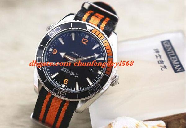 роскошные часы новый gmt 215.32.44.21.01.001 черный циферблат 43,5 мм автоматические мужские часы, Slivery;brown
роскошные часы новый gmt 215.32.44.21.01.001 черный циферблат 43,5 мм автоматические мужские часы, Slivery;brown