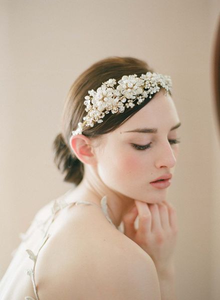 wedding hair jewelry headband 2017 europe selling luxury pearl bride crown tiara crystal diamond bridal hair accessories headpieces, Slivery;golden
wedding hair jewelry headband 2017 europe selling luxury pearl bride crown tiara crystal diamond bridal hair accessories headpieces, Slivery;golden