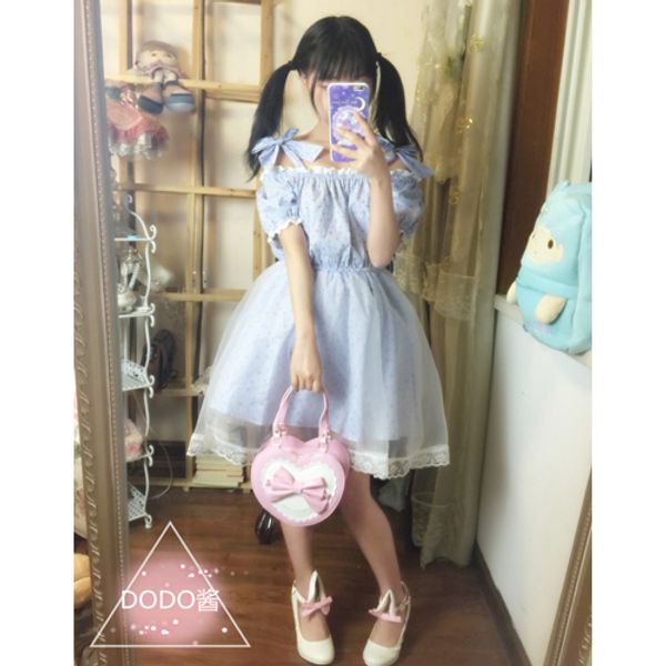 wholesale- japanese summer lolita sweet strapless collar bow dream gauze dress blue short sleeve gauze, White;black
wholesale- japanese summer lolita sweet strapless collar bow dream gauze dress blue short sleeve gauze, White;black