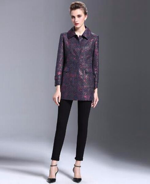 woman temperament of the spring and autumn period and the leisure fashion show thin big code printing trench coat / - 6, Black
woman temperament of the spring and autumn period and the leisure fashion show thin big code printing trench coat / - 6, Black