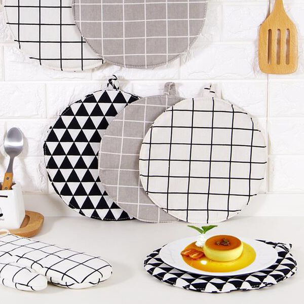 wholesale- modern creative home cotton potholder thicker insulation bowls round mat against oven temperature baking kitchen essential
wholesale- modern creative home cotton potholder thicker insulation bowls round mat against oven temperature baking kitchen essential