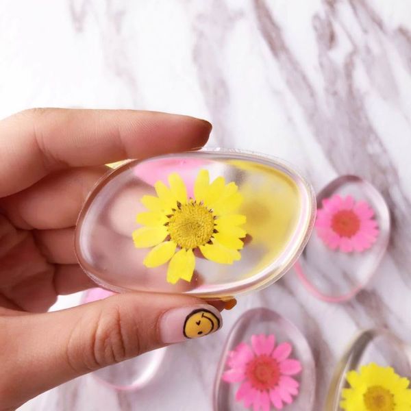cosmetic sponge foundation puffs face cosmetic smooth sponge quick clean silicone powder make up brushes tool
cosmetic sponge foundation puffs face cosmetic smooth sponge quick clean silicone powder make up brushes tool