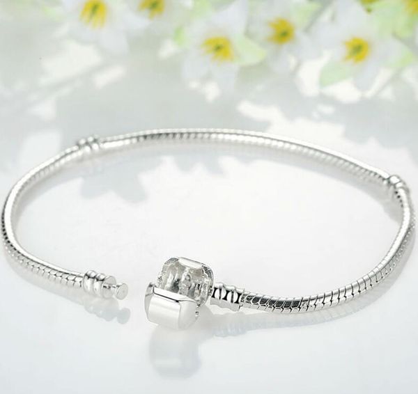 10pcs/lot 925 sterling silver bracelets 3mm snake chain fit pandora charm bead bangle bracelet jewelry gift for men women 2017 jewelry, Golden;silver
10pcs/lot 925 sterling silver bracelets 3mm snake chain fit pandora charm bead bangle bracelet jewelry gift for men women 2017 jewelry, Golden;silver