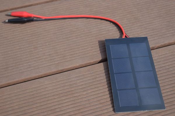 solarparts 5pcs 0.8w/2v/400ma mini solar panel with alligator clips diy solar modules use for toys led lights educational kits
solarparts 5pcs 0.8w/2v/400ma mini solar panel with alligator clips diy solar modules use for toys led lights educational kits
