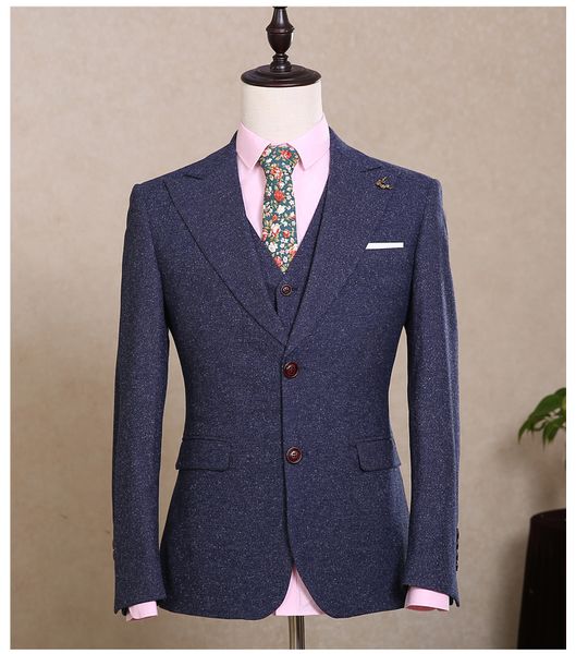 wholesale- 2017 custom made wedding suits mens tuxedos jacket+pants+vest mens suits two buttons men suits, White;black
wholesale- 2017 custom made wedding suits mens tuxedos jacket+pants+vest mens suits two buttons men suits, White;black